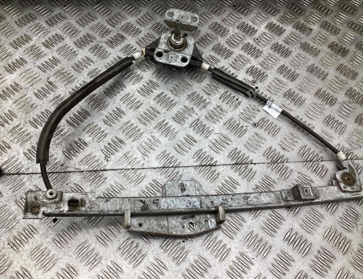 Стеклоподъемник задний правый Volkswagen Passat B3 1988-1993  Volkswagen Passat Passat B3 1988-1993