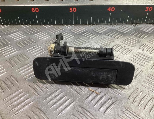 Ручка наружная задняя правая Audi 100 C3 1982-1991  Audi 100 100 C3 1982-1991