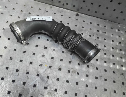 Патрубок интеркулера Audi A6 C6 (4F) 2004-2008  Audi A6 A6 C6 (4F) 2004-2008