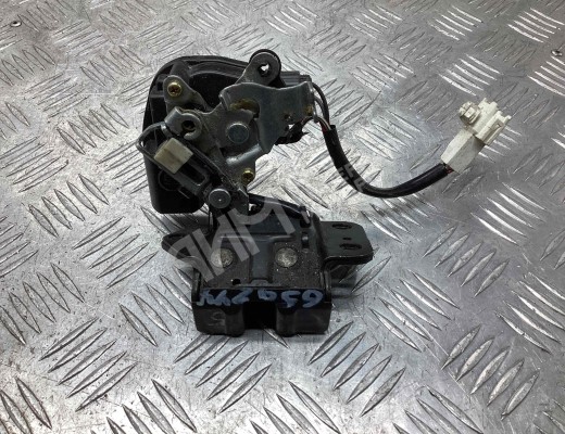 Замок багажника Toyota Corolla (E120) 2001-2007  Toyota Corolla Corolla (E120) 2001-2007