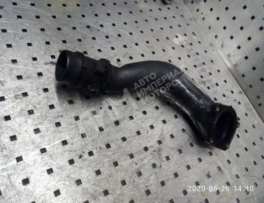 Патрубок интеркулера Mercedes E (W212) 2009-2013  Mercedes E E (W212) 2009-2013