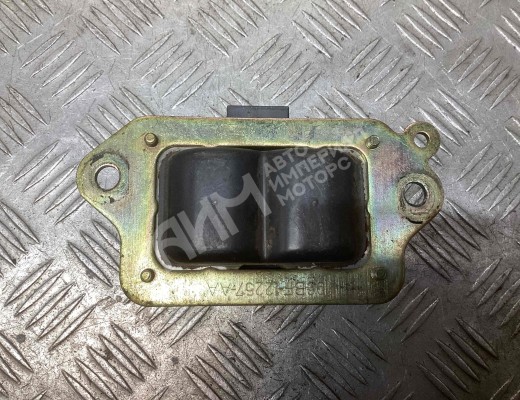 Катушка зажигания Ford Escort VI 1995-2000  Ford Escort Escort VI 1995-2000