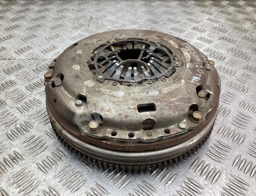 Маховик Hyundai Tucson I (JM) 2004-2010  Hyundai Tucson Tucson I (JM) 2004-2010