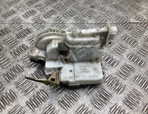 Замок двери передней правой Seat Ibiza II (6K) 1993-2002  Seat Ibiza Ibiza II (6K) 1993-2002