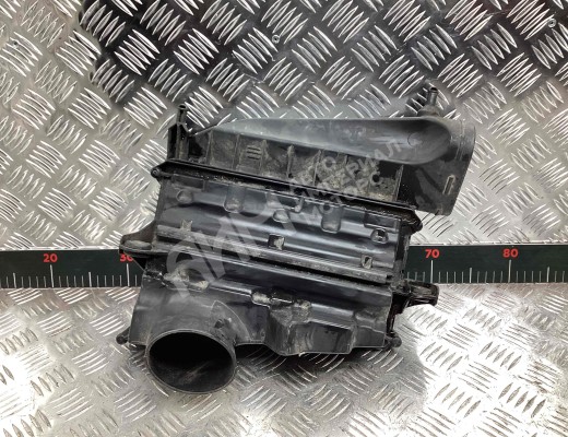 Корпус воздушного фильтра Mercedes E (W211) 2002-2006  Mercedes E E (W211) 2002-2006