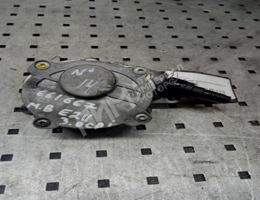 Насос вакуумный Mercedes E (W211) 2002-2006  Mercedes E E (W211) 2002-2006