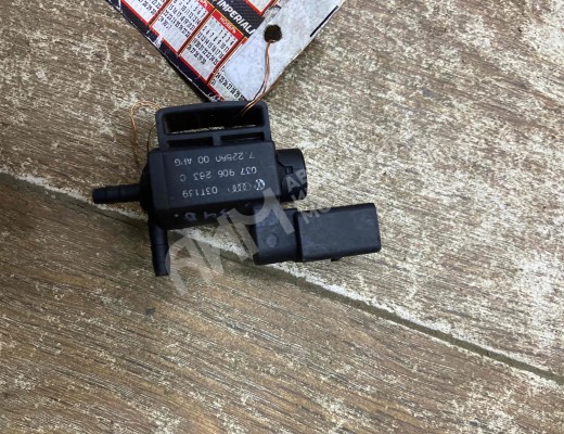 Клапан электромагнитный Audi A4 B6 (8EC, 8E5) 2000-2004  Audi A4 A4 B6 (8EC, 8E5) 2000-2004