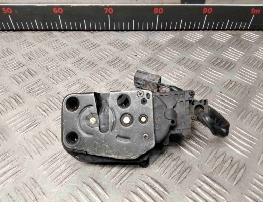 Замок двери передней левой Mazda 626 IV (GE/GV) 1992-1997  Mazda 626 626 IV (GE/GV) 1992-1997