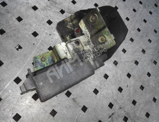 Замок двери задней правой Peugeot 806 1994-2002  Peugeot 806 806 1994-2002