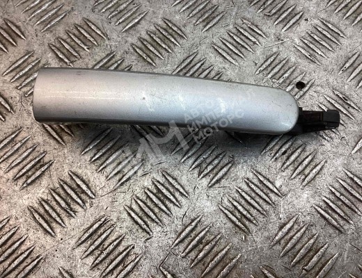 Ручка наружная передняя левая Volkswagen Passat B5 (3B) 1996-2000  Volkswagen Passat Passat B5 (3B) 1996-2000