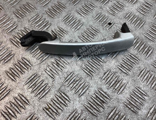 Ручка наружная передняя левая Volkswagen Passat B5 (3B) 1996-2000  Volkswagen Passat Passat B5 (3B) 1996-2000