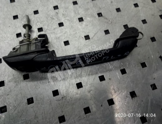 Ручка наружная передняя левая Volkswagen Golf III (1H) 1991-1997  Volkswagen Golf Golf III (1H) 1991-1997