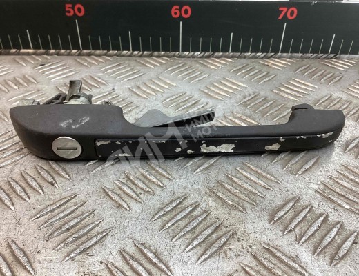 Ручка наружная передняя правая Volkswagen Golf II 1983-1992  Volkswagen Golf Golf II 1983-1992