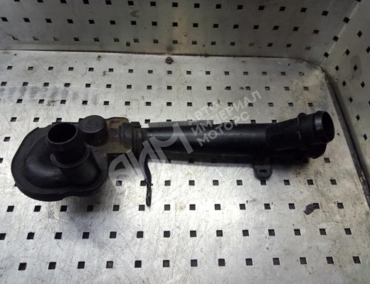 Патрубок интеркулера Peugeot 407 2004-2010  Peugeot 407 407 2004-2010