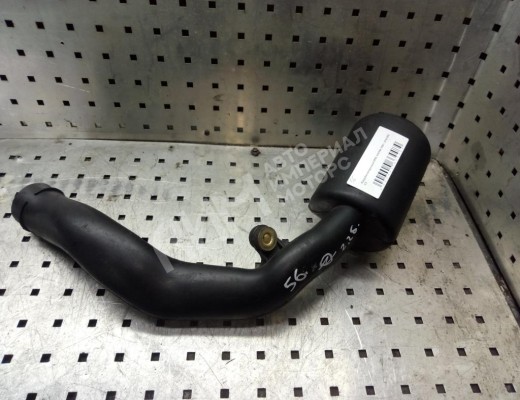 Патрубок впускного коллектора Opel Sintra 1996-1999  Opel Sintra Sintra 1996-1999