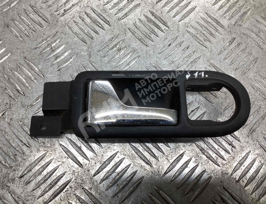 Ручка внутренняя передняя левая Volkswagen Passat B5 (3B) 1996-2000  Volkswagen Passat Passat B5 (3B) 1996-2000