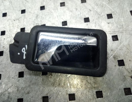 Ручка внутренняя задняя правая Audi 80 B3 (89) 1986-1991  Audi 80 80 B3 (89) 1986-1991