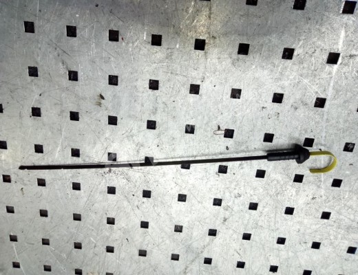 Щуп двигателя Renault Laguna II (X74) 2001-2005  Renault Laguna Laguna II (X74) 2001-2005