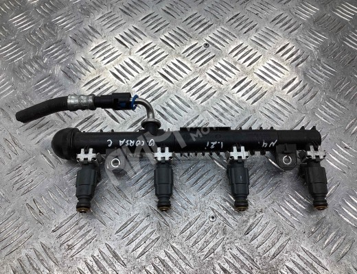 Форсунка Opel Corsa C 2003-2006 рестайлинг  Opel Corsa Corsa C 2003-2006 рестайлинг