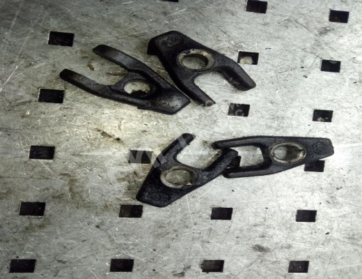Скоба (кронштейн) крепления форсунки Renault Kangoo I 1997-2003  Renault Kangoo Kangoo I 1997-2003