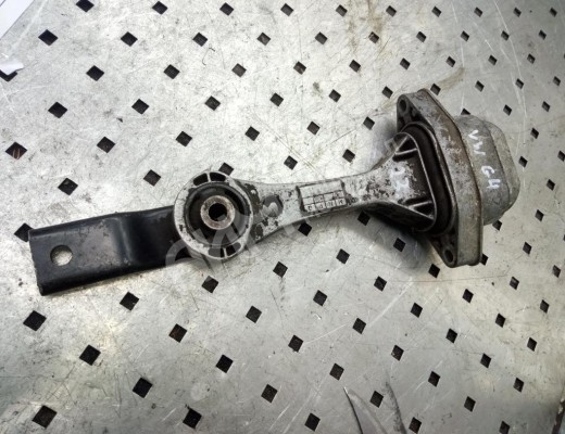 Кронштейн КПП Volkswagen Golf IV (1J) 1997-2004  Volkswagen Golf Golf IV (1J) 1997-2004