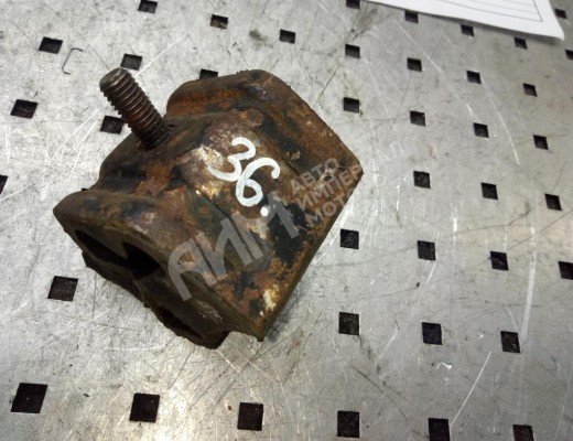 Подушка крепления двигателя Audi 80 B3 (89) 1986-1991  Audi 80 80 B3 (89) 1986-1991