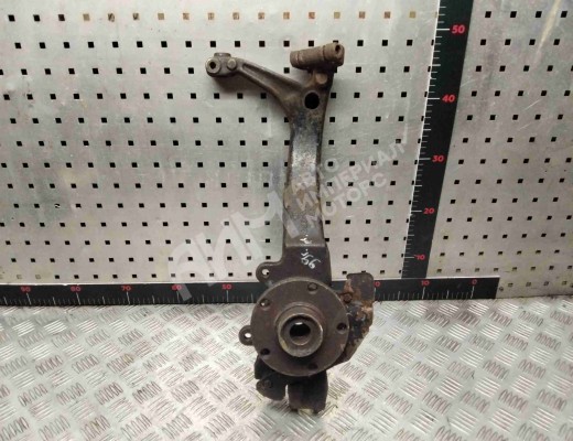 Кулак поворотный правый Audi A4 B5 (8D) 1994-1999  Audi A4 A4 B5 (8D) 1994-1999