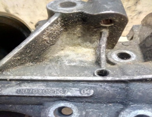 Помпа Ford Transit 2000-2006  Ford Transit Transit 2000-2006