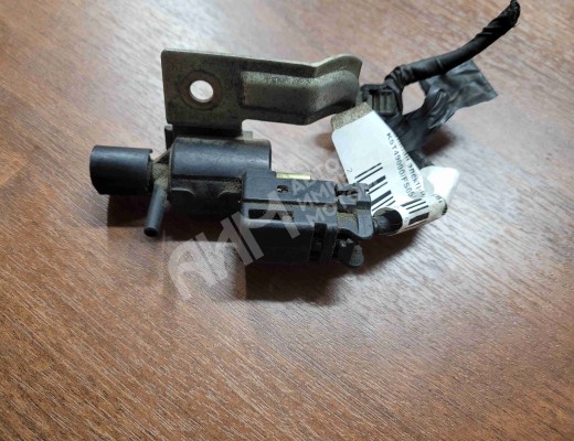 Клапан электромагнитный Mazda 626 V (GF/GW) 1997-2002  Mazda 626 626 V (GF/GW) 1997-2002