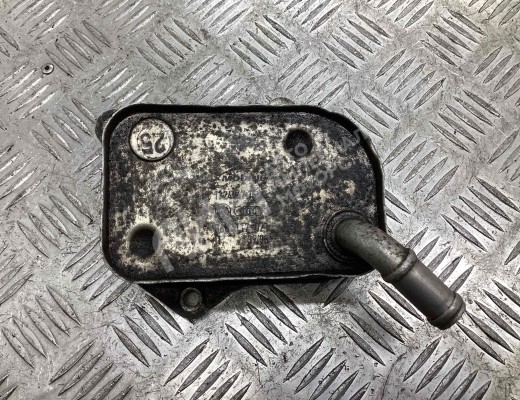 Теплообменник масляного фильтра Audi A4 B6 (8EC, 8E5) 2000-2004  Audi A4 A4 B6 (8EC, 8E5) 2000-2004