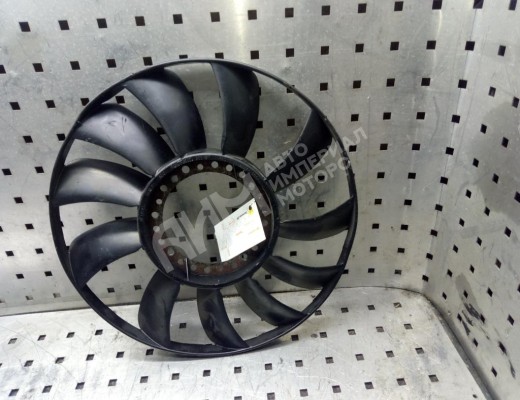 Крыльчатка вискомуфты Volkswagen Passat B5+ (3B) 2000-2005 рестайлинг  Volkswagen Passat Passat B5+ (3B) 2000-2005 рестайлинг