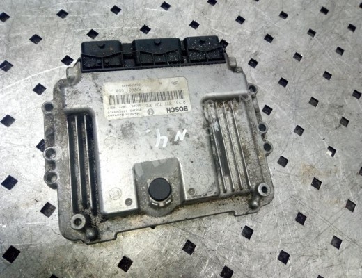 Блок управления двигателем Renault Espace IV 2002-2006  Renault Espace Espace IV 2002-2006