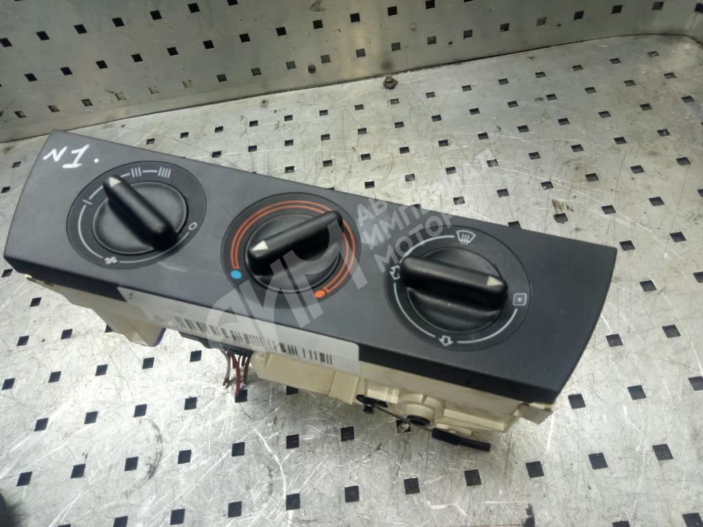 Блок управления печки/климат-контроля  Audi 100