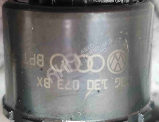 Форсунка Volkswagen Golf V (1K) 2004-2009  Volkswagen Golf Golf V (1K) 2004-2009