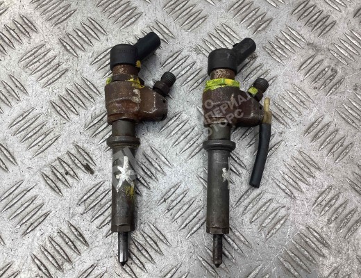 Форсунка Citroen Berlingo I (MF) 2002-2008 рестайлинг  Citroen Berlingo Berlingo I (MF) 2002-2008 рестайлинг