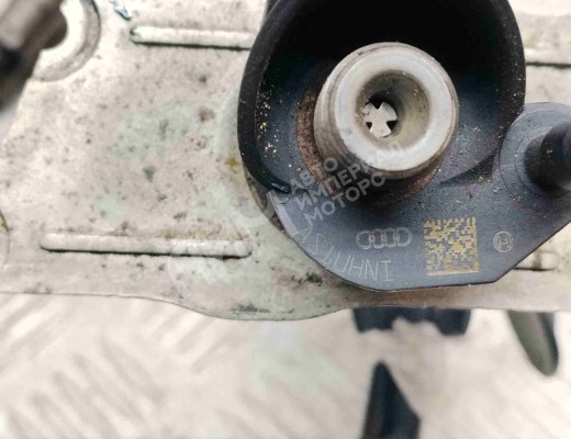 Форсунка Audi A6 C6 (4F) 2004-2008  Audi A6 A6 C6 (4F) 2004-2008