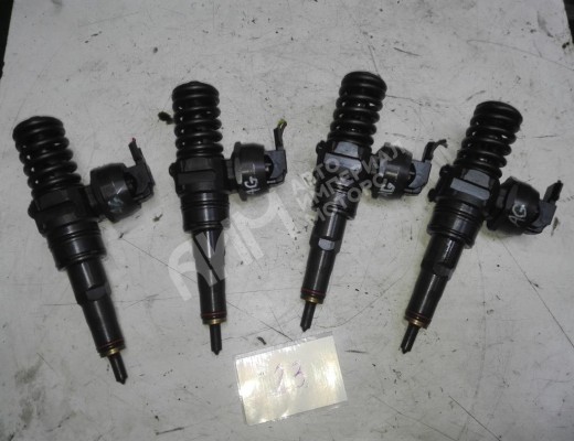 Форсунка Volkswagen Touran I (1T) 2003-2006  Volkswagen Touran Touran I (1T) 2003-2006