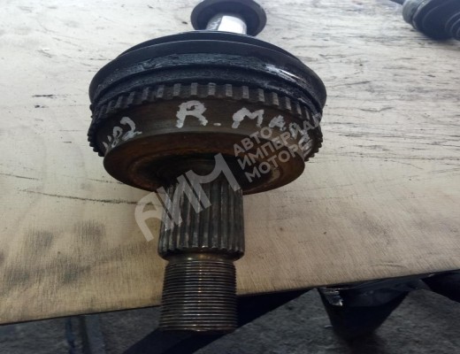 Полуось передняя правая (приводной вал, ШРУС) Renault Master II 1998-2010  Renault Master Master II 1998-2010