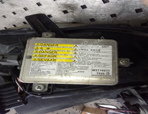 Фара правая Mitsubishi Outlander XL II (CW) 2007-2012  Mitsubishi Outlander Outlander XL II (CW) 2007-2012