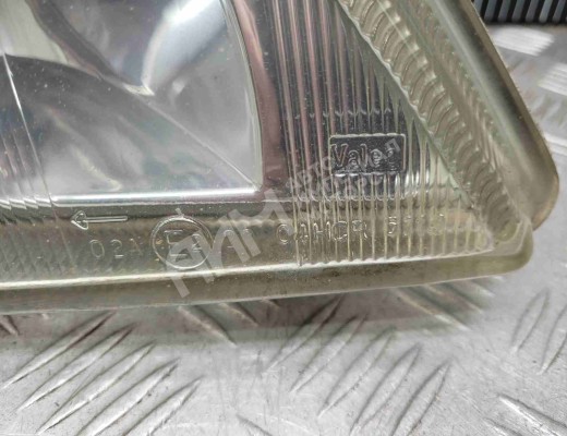 Фара правая Nissan Primera II (P11) 1996-2002  Nissan Primera Primera II (P11) 1996-2002