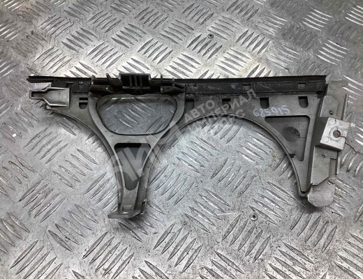 Ус под фару правый Mercedes E (W210) 1995-1999  Mercedes E E (W210) 1995-1999