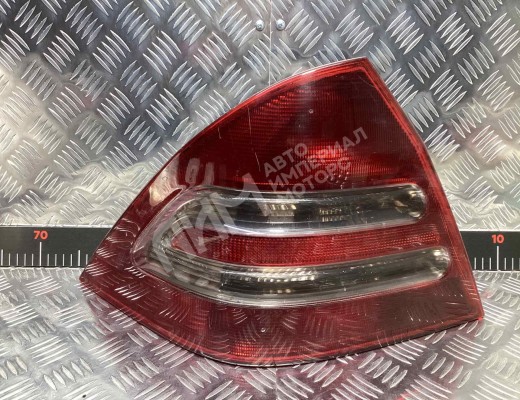 Фонарь задний левый Mercedes C (W203) 2000-2004  Mercedes C C (W203) 2000-2004