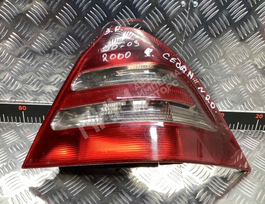 Фонарь задний правый Mercedes C (W203) 2000-2004  Mercedes C C (W203) 2000-2004