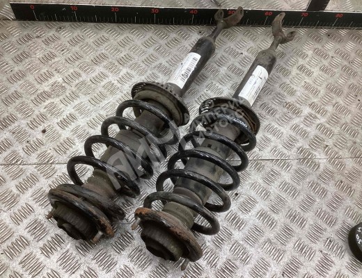 Стойка передняя левая Volkswagen Passat B5 (3B) 1996-2000  Volkswagen Passat Passat B5 (3B) 1996-2000