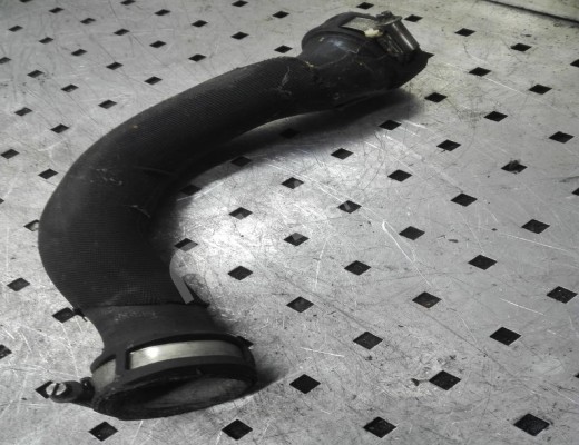Патрубок интеркулера Audi A6 C5 (4B) 1997-2001  Audi A6 A6 C5 (4B) 1997-2001