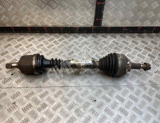 Полуось передняя левая (приводной вал, ШРУС) Renault Laguna II (X74) 2001-2005  Renault Laguna Laguna II (X74) 2001-2005