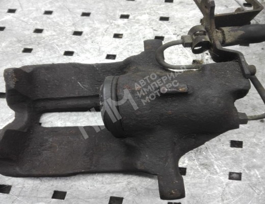 Суппорт передний правый Volkswagen Passat B5 (3B) 1996-2000  Volkswagen Passat Passat B5 (3B) 1996-2000