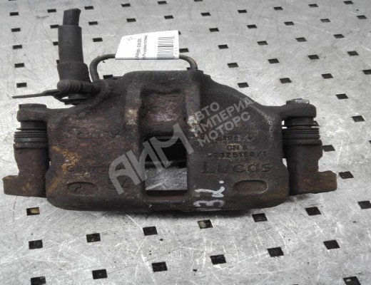 Суппорт передний левый Audi A4 B5 (8D) 1994-1999  Audi A4 A4 B5 (8D) 1994-1999