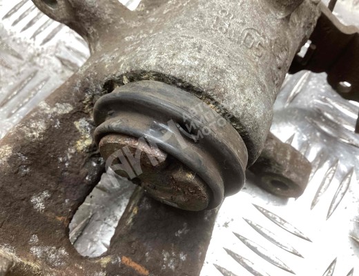 Суппорт задний правый Opel Astra H 2004-2007  Opel Astra Astra H 2004-2007