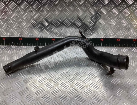 Патрубок интеркулера Volvo V70 II (SW) 2000-2008  Volvo V70 V70 II (SW) 2000-2008